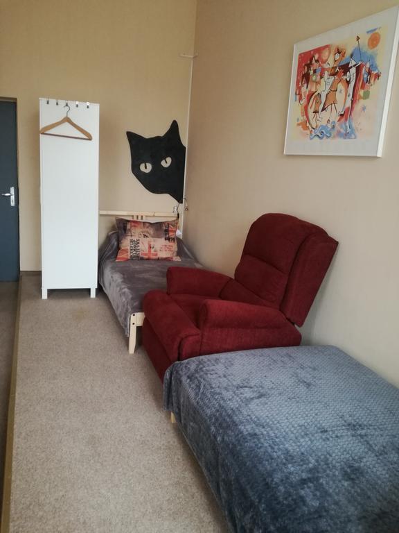 Hostel 25