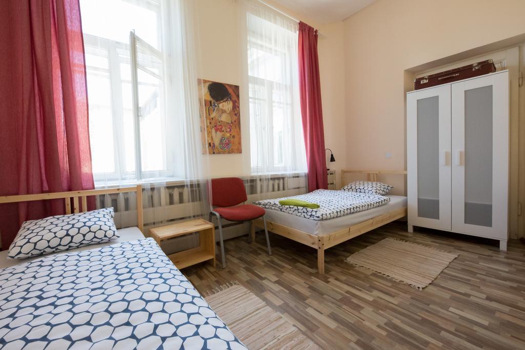 25 Hostel