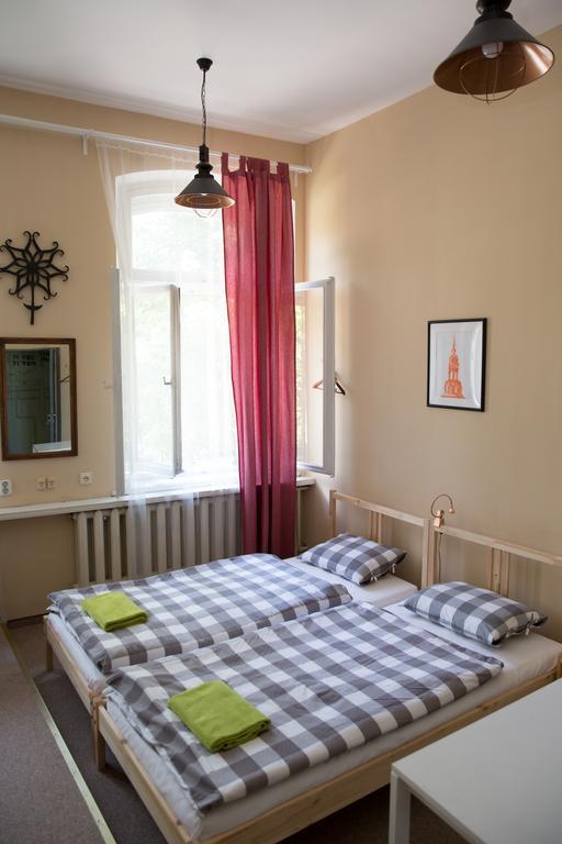 Hostel 25