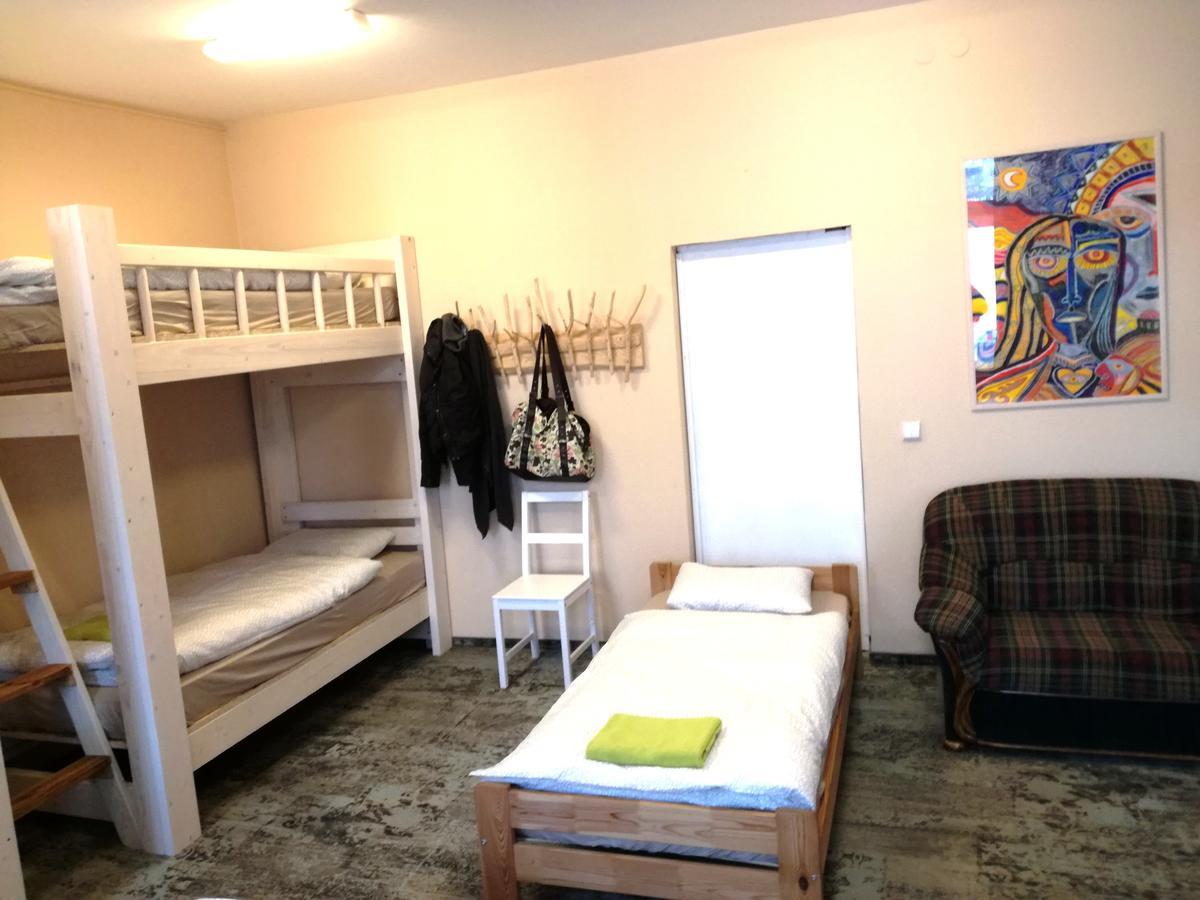 25 Hostel *