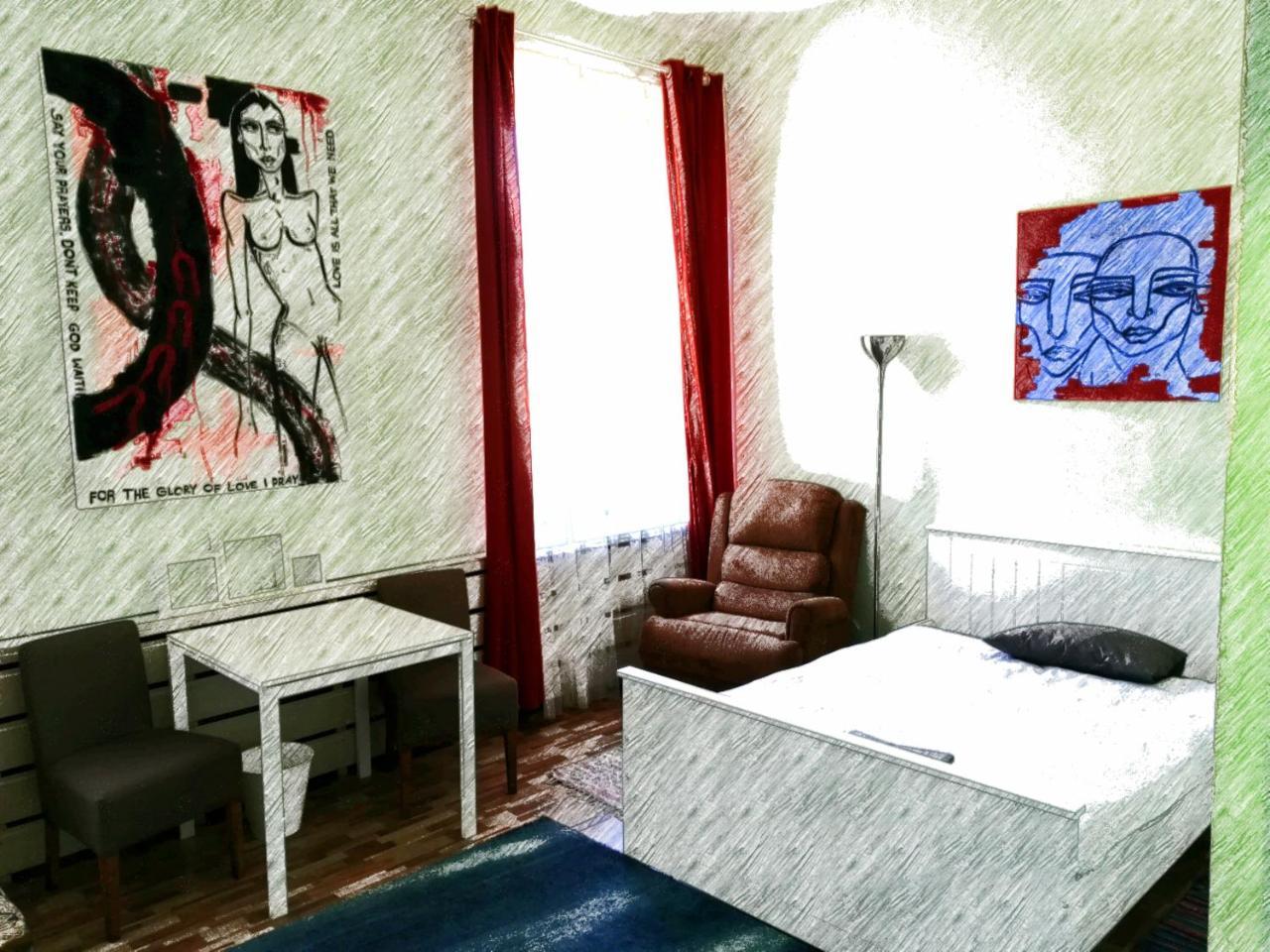 Hostel 25