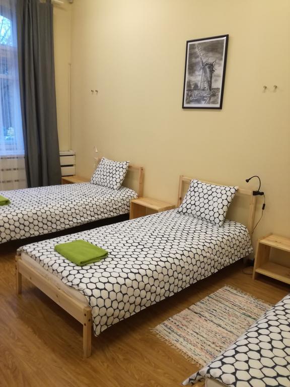 25 VNO