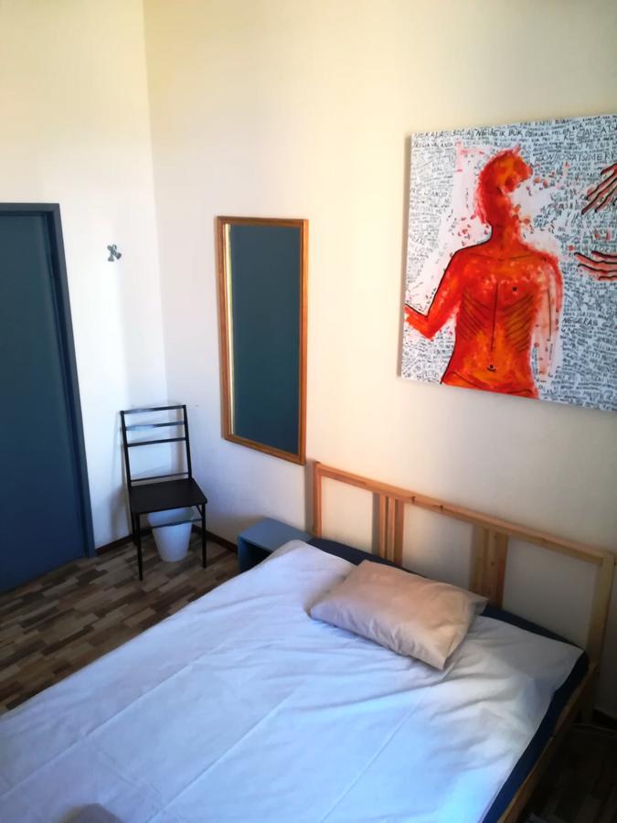Ostello 25 *